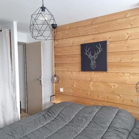 Appartement Tres Lumineux Égat Kültér fotó