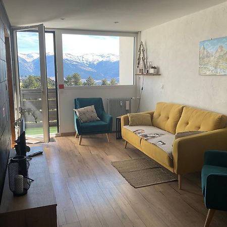 Appartement Tres Lumineux Égat Kültér fotó