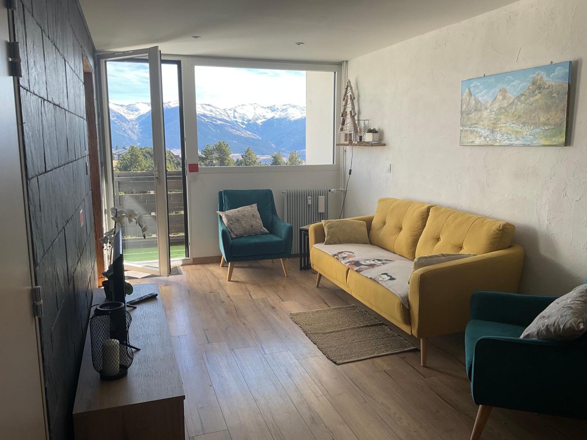 Appartement Tres Lumineux Égat Kültér fotó