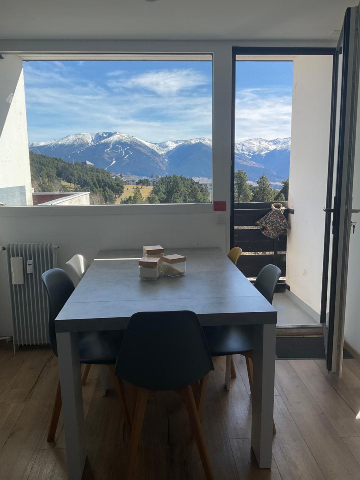 Appartement Tres Lumineux Égat Kültér fotó